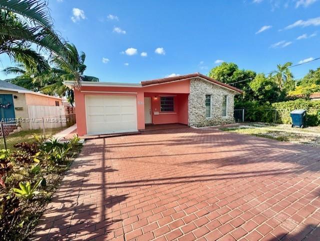 Foto del edificio - 4101 SW 13th Terrace