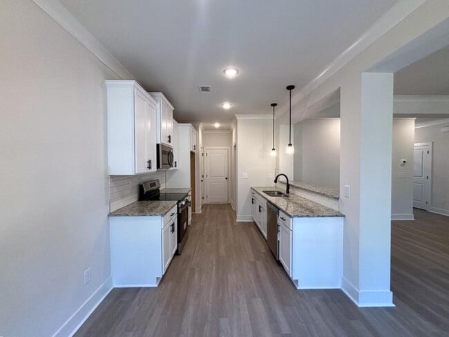 Building Photo - 4526 Highland Gate Pkwy