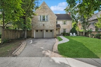 Building Photo - 526 Orchard Ln