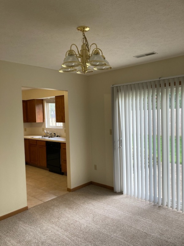 Building Photo - 767 Doty Dr
