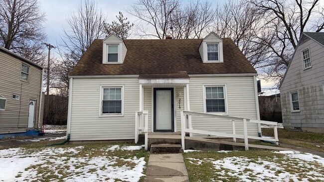 Building Photo - 2016 Bohemian Ave.