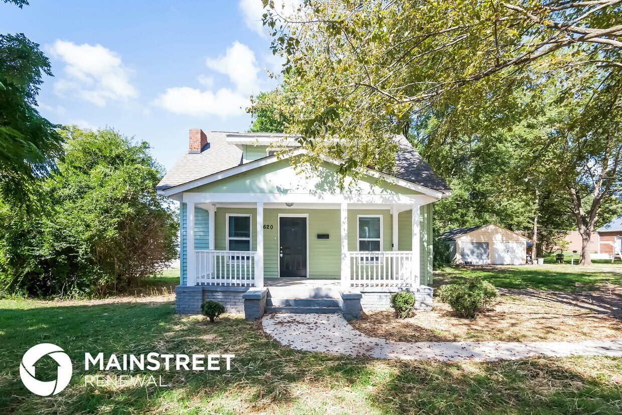 Foto principal - 2620 Midland Ave