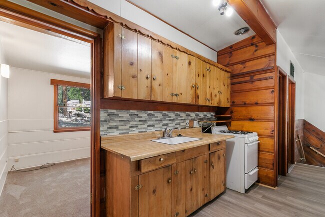 Foto del edificio - 32780 Deer Lick Dr