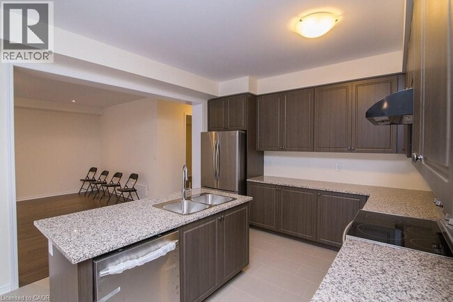 Building Photo - 43 Galloway Ave