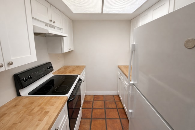 Photo - 11450 Char Ann Dr House