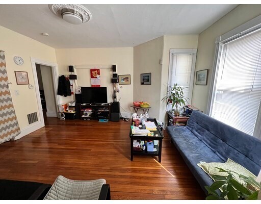 Building Photo - 45-47 Lunt St