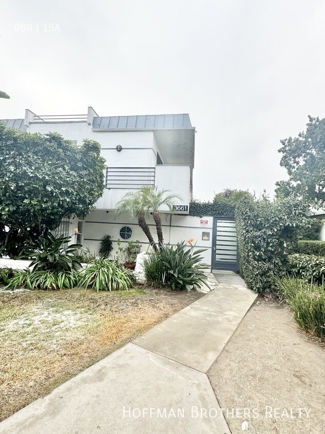 Building Photo - 3661 Vinton Ave