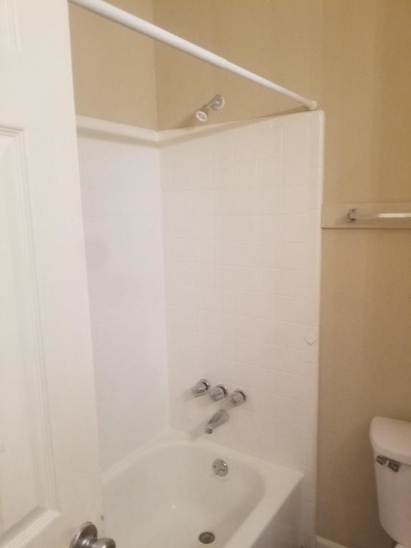 Building Photo - 3586 Bruton Place