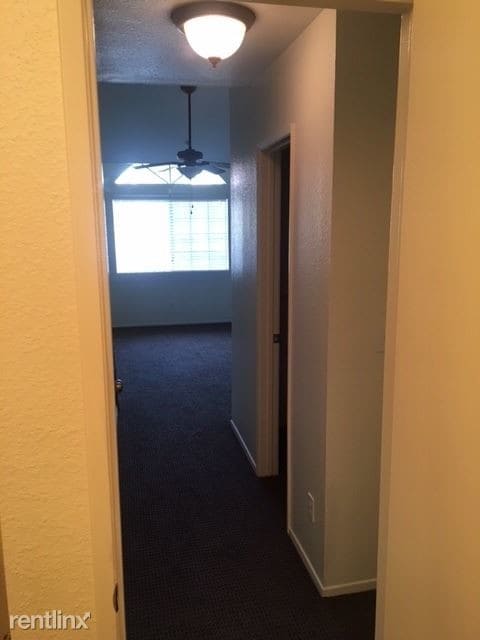 Building Photo - 3 br, 2.5 bath Condo - 9880 Arrow Route