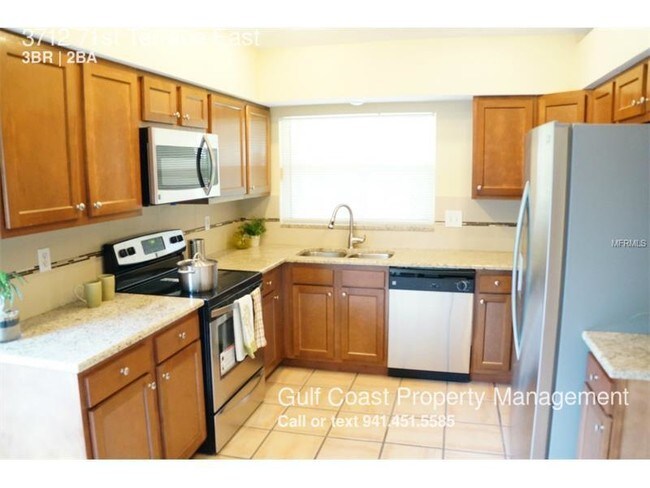 Building Photo - 3712 71st Ter E