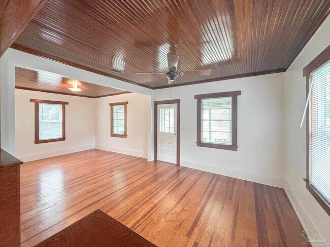 Foto del edificio - 502 Decatur Ave