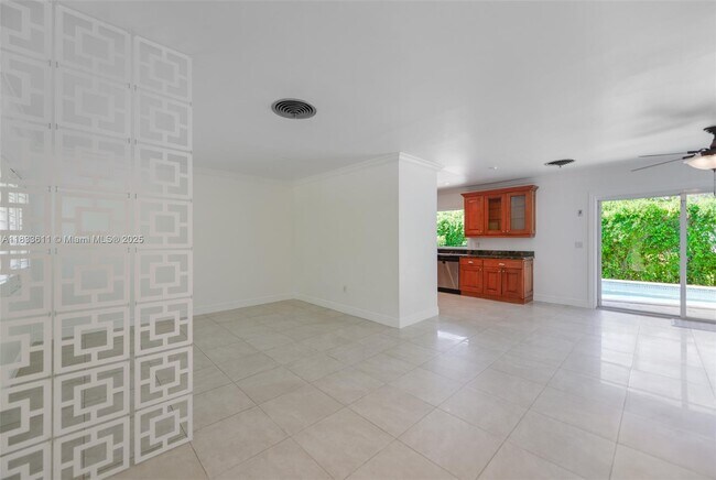 Foto del edificio - 3615 Riviera Ct