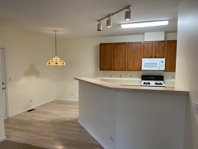 Foto del edificio - 4268 Savoy Ln
