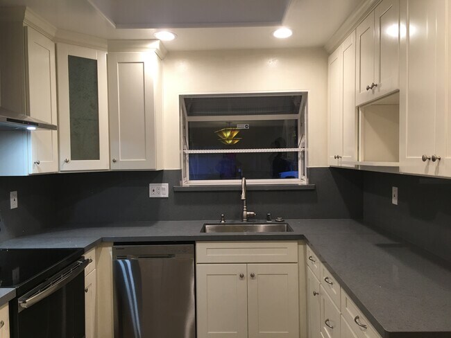 Building Photo - 4823 Delores Dr