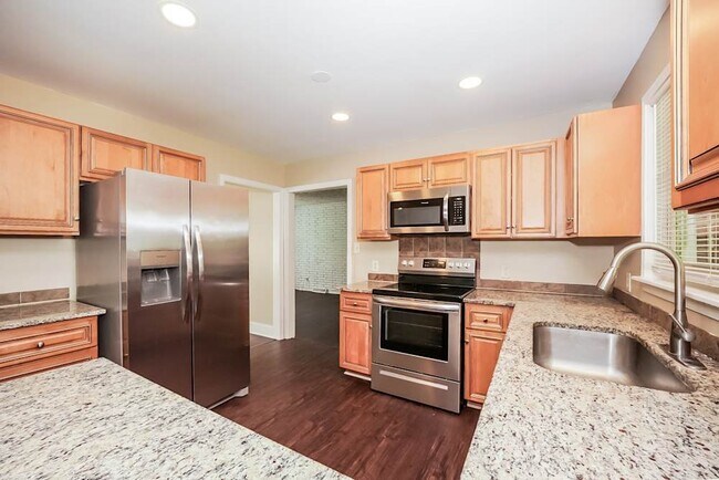 Foto del edificio - 207 N Milford Dr