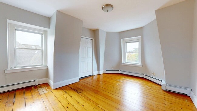 Building Photo - 3 Trenton St