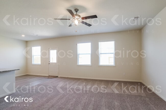 Building Photo - 8415 Hannah Rd