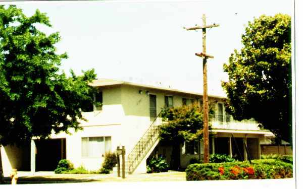 Building Photo - 1205 Allerton St