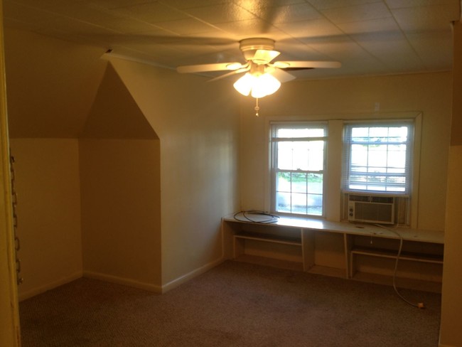 Foto del edificio - 377 Gilmore St