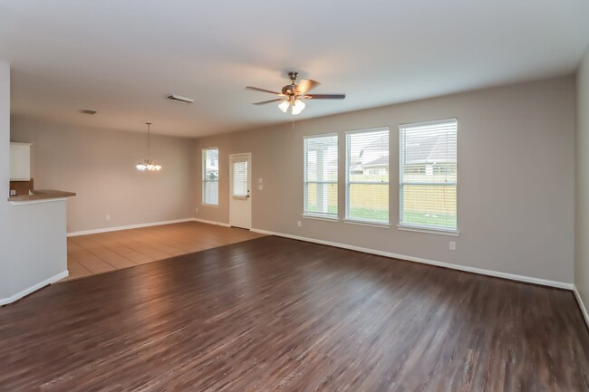 Building Photo - 29618 Legends Place Drive