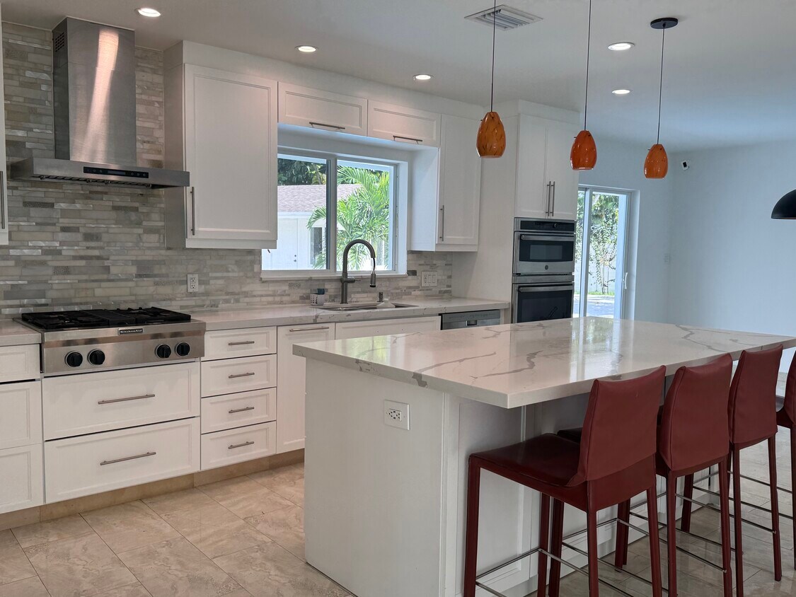 19715 SW 99th Pl, Miami, FL 33157 House Rental in Miami, FL