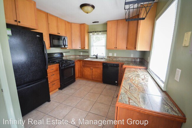 Building Photo - 3 br, 2 bath House - 1434 15th Ave NW