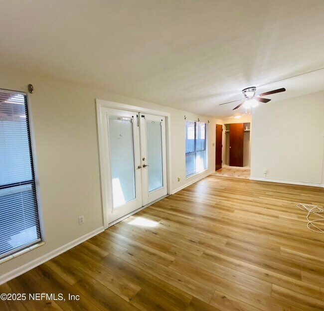 Foto del edificio - 11303 Americana Ln