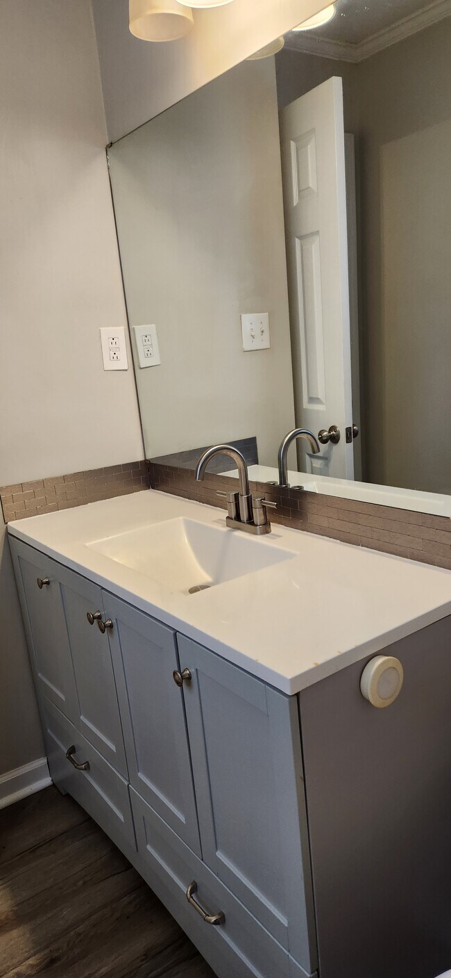 Photo - 10124 Barberville Rd House