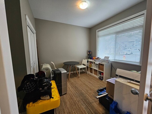 Building Photo - 47393 MacSwan Dr