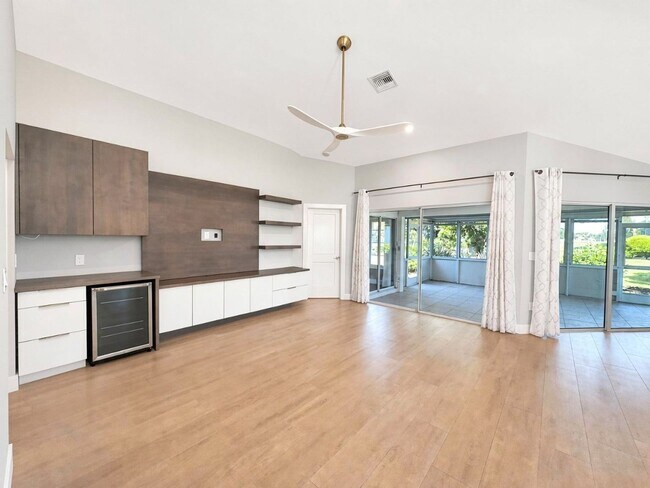 Foto del edificio - Beautifully renovated 3/2 home now available in the desirable Villages at Country Creek!