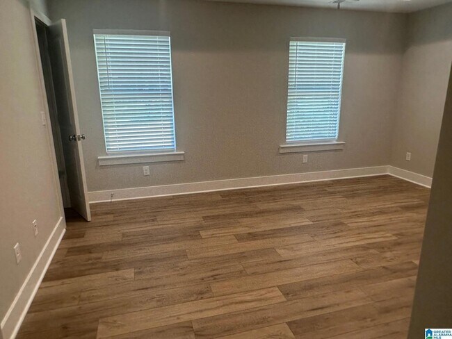 Foto del edificio - 15 Colonial Ln