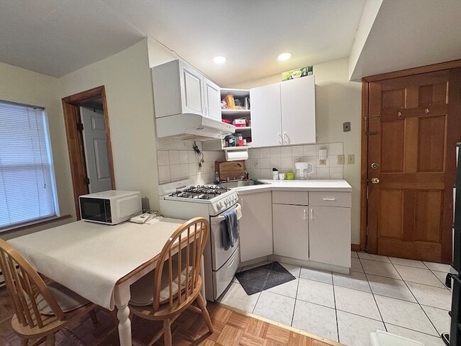 Photo - 260 Aspinwall Ave Apartment