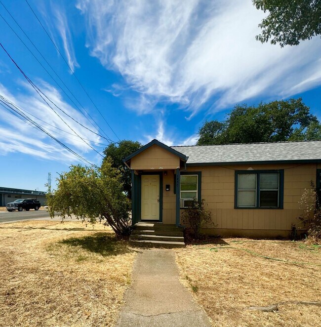 Foto del edificio - Quaint One Bedroom Duplex