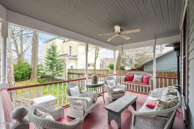 Building Photo - 69 Union Ave