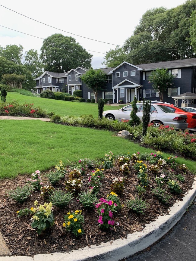 743 Howell Mill Apartments Atlanta, GA