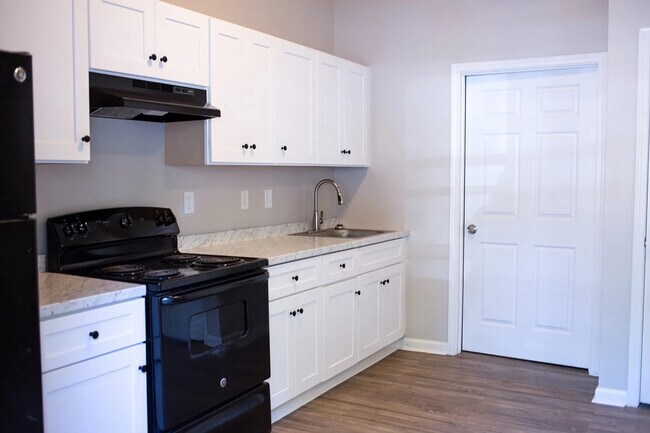 Foto del edificio - Room in Apartment on Stanton Rd SW