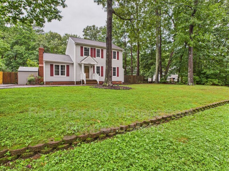 Foto principal - 8621 Sunset Knoll Rd