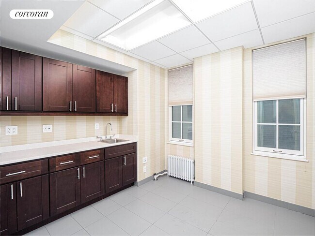 Foto del edificio - 137 E 67th St