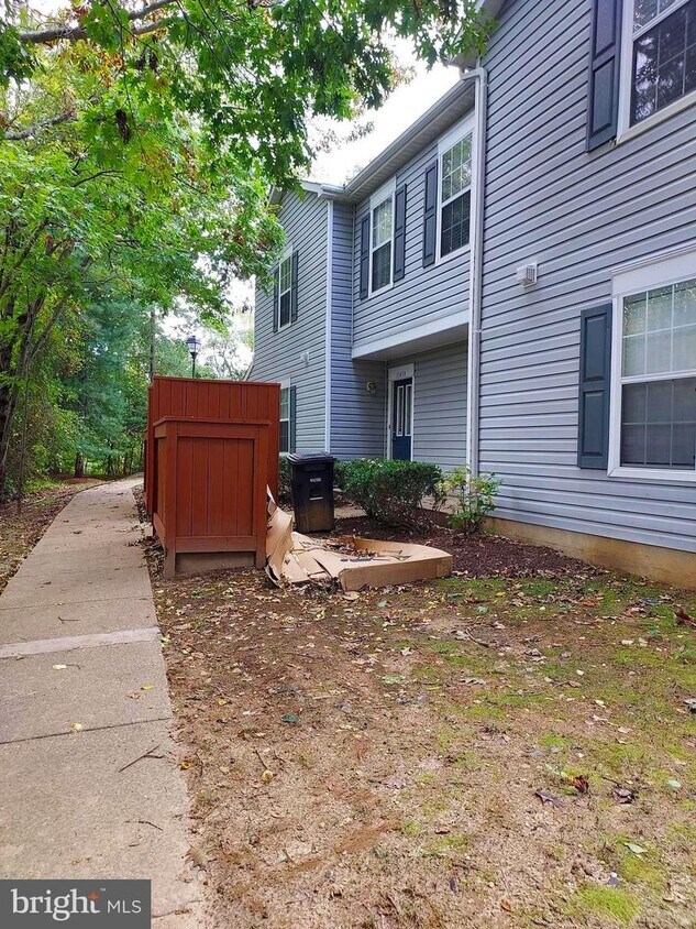 11453 Deepwood Dr, Bowie, MD 20720 Townhome Rentals in Bowie MD