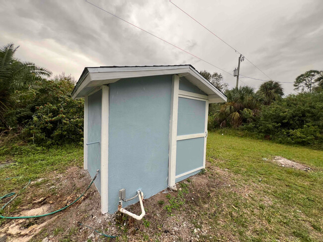 Building Photo - 28285 Tristan Dr