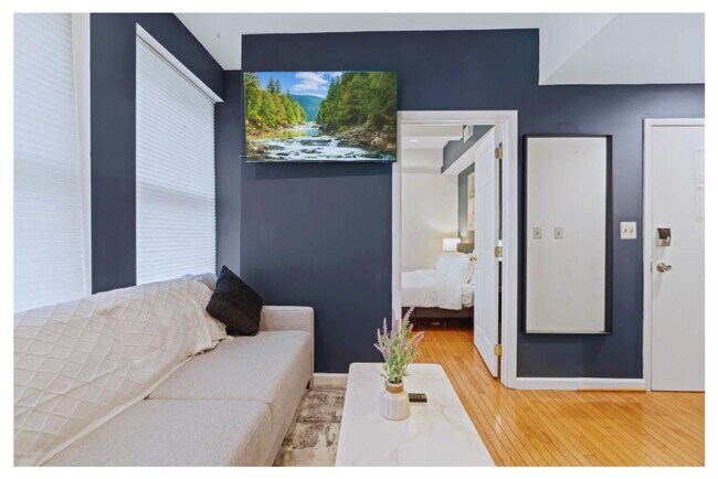 Foto del edificio - 242 S 17th St