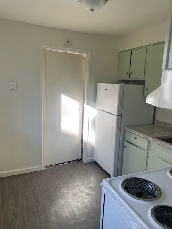 2644 Harrison Ave Unit 28, Cincinnati, OH 45211 Room for Rent in