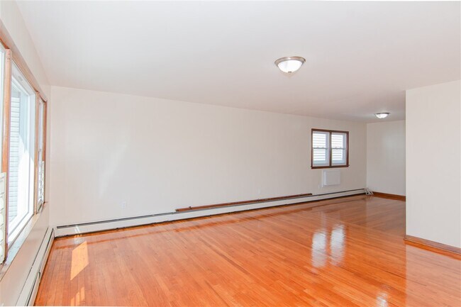Building Photo - 24 Trenton St