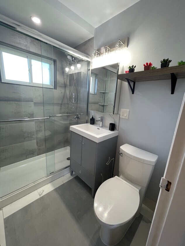 455 Fairview Ave Unit 10, Fairview, NJ 07022 Condo for Rent in