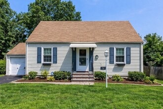 Building Photo - 36 Bonad Rd