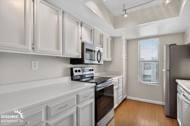 Foto del edificio - Bright and Modern 1Bdm 1Ba Condo Near Downtown Scottsdale!