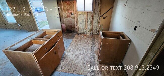 Foto del edificio - 122 US-20