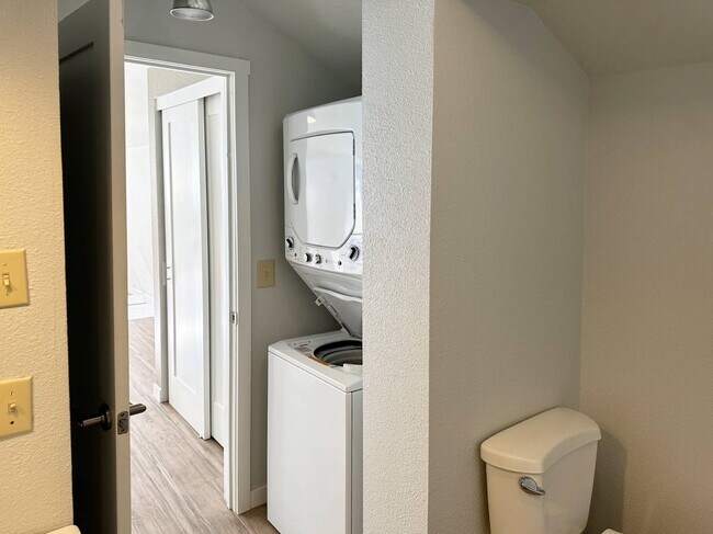 Foto del edificio - 848 3rd St