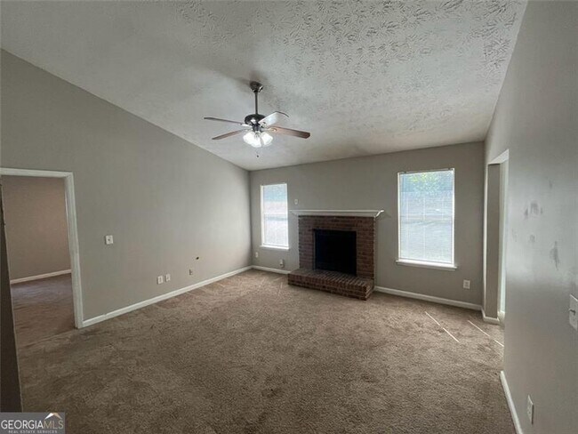 Building Photo - 6596 Bent Creek Dr