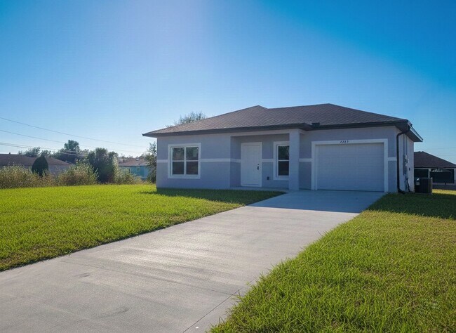 Foto del edificio - Brand New 2/2/1-PRIME SW LOCATION - Lehigh Acres